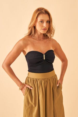 Blusa sem Alça Suzana Preto
